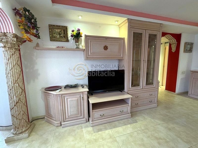 Foto a5b9f55b-fc78-4407-9685-db87020a986c. Pis amb aparcament piscina a Playa Levante Benidorm