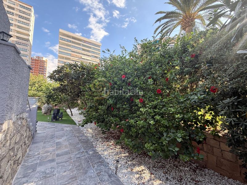 Foto 0ebda3c7-8a49-4ac0-ad3b-8aa65e062e13. Casa a calle calle londres 10 a Rincón Alto Benidorm