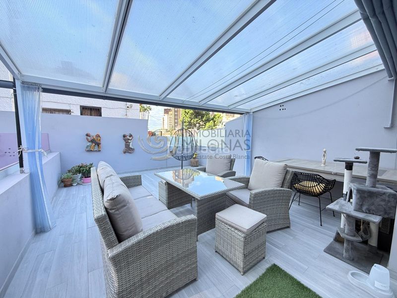 Foto f1edd41e-d2f1-4eb1-a52f-7a964a896195. Casa a calle calle londres 10 a Rincón Alto Benidorm