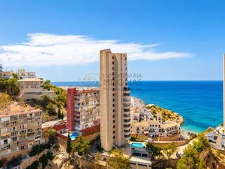 Piccolo appartamento  Calle sierra dorada 14. Apartamento con vistas al mar, plaza de garaje y piscina en torr