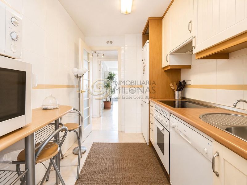 Foto 6963e60f-7acd-43dc-9c72-17e4fa3ed38e. Apartament amb calefacció aparcament piscina a Via Parque Benidorm