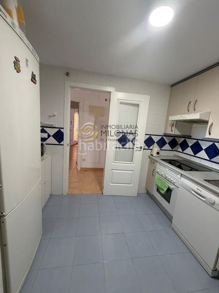 Foto 849f1290-f09e-4383-9e01-6f171562b6de. Apartament amb aparcament piscina a Via Parque Benidorm