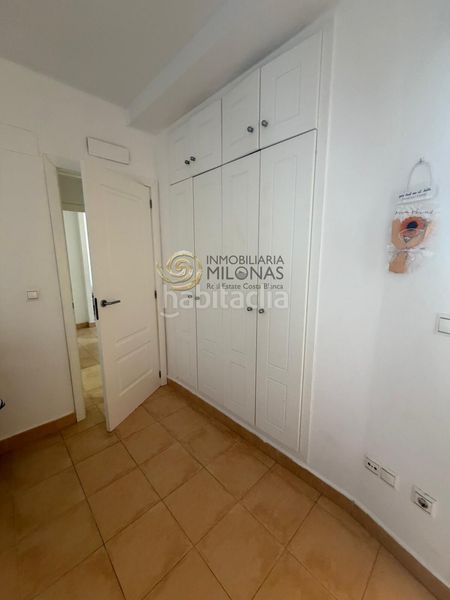 Foto a0f16b74-041f-4c9b-ad15-a406a22aaf92. Apartament amb aparcament piscina a Via Parque Benidorm
