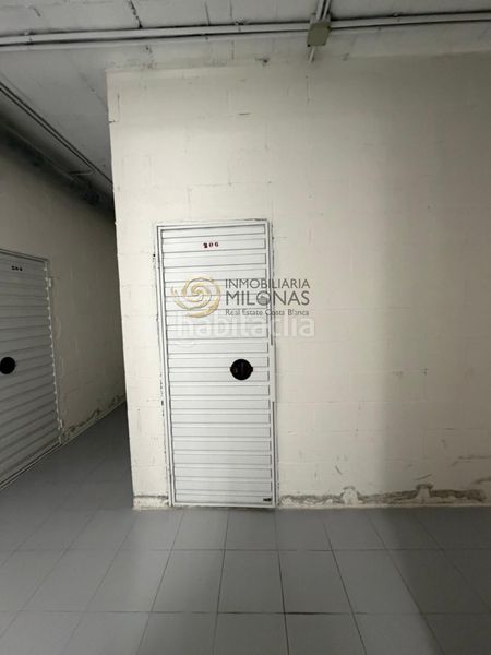 Foto a309d224-1daf-4aac-83a6-4e8c8f7b1634. Apartament amb aparcament piscina a Via Parque Benidorm