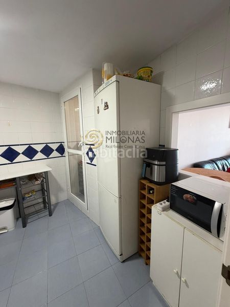 Foto e39fd7ea-cbc3-490e-9e4b-5faa1b8e7fde. Apartament amb aparcament piscina a Via Parque Benidorm