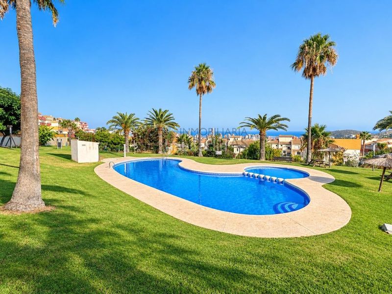 Foto 1cc927f9-e7dd-4bf6-b76a-b6565f700b61. Apartament a avenida costa brava 4 a balcón de Finestrat-terra marina Finestrat