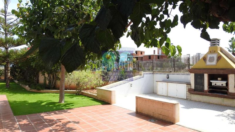 Foto c1428e3a-ea8a-4c37-b076-77badf283f84. Casa a veneciola e 44 a Veneziola Manga del Mar Menor (La)