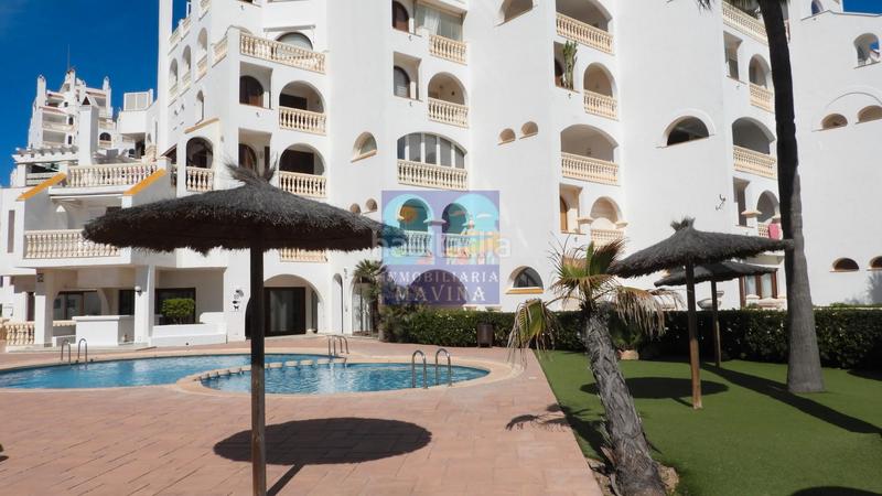 Foto 700259c1-0ec8-4150-a2f2-e9cb6bece7a9. Casa adossada a urbanización alcazaba zoco2m 1 a Manga del Mar Menor (La)