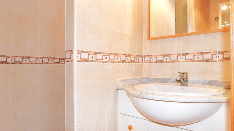 Foto 177f71ce-780b-4e52-9b42-75d39bd83e22. Apartamento en calle g 1 exclusivo apartamento con panorámicas vistas al mar mediterráneo en Manga del Mar Menor (La)