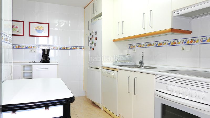 Foto 8209d51f-67d6-4331-a6ca-fd67b1a15020. Apartamento en calle g 1 exclusivo apartamento con panorámicas vistas al mar mediterráneo en Manga del Mar Menor (La)