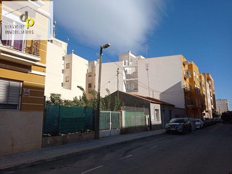 Foto c5b4da8c-dcd1-44fd-8e90-431a84a5d78d. Terrain résidentiel dans carrer hispanoamerica 2 dans Elche / Elx