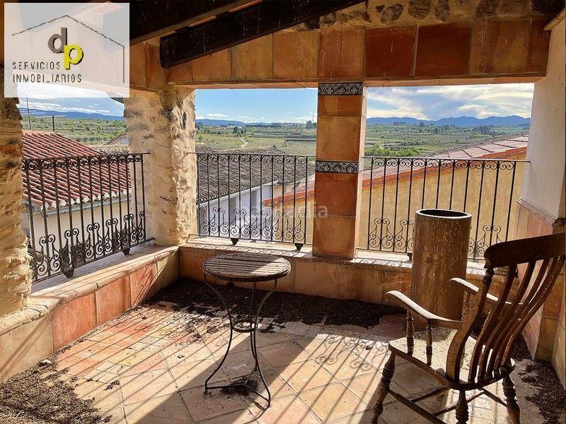 Foto 62b42305-07a3-4055-abfc-22bb9301aa40. Édifice dans carrer san pedro 12 dans Sempere