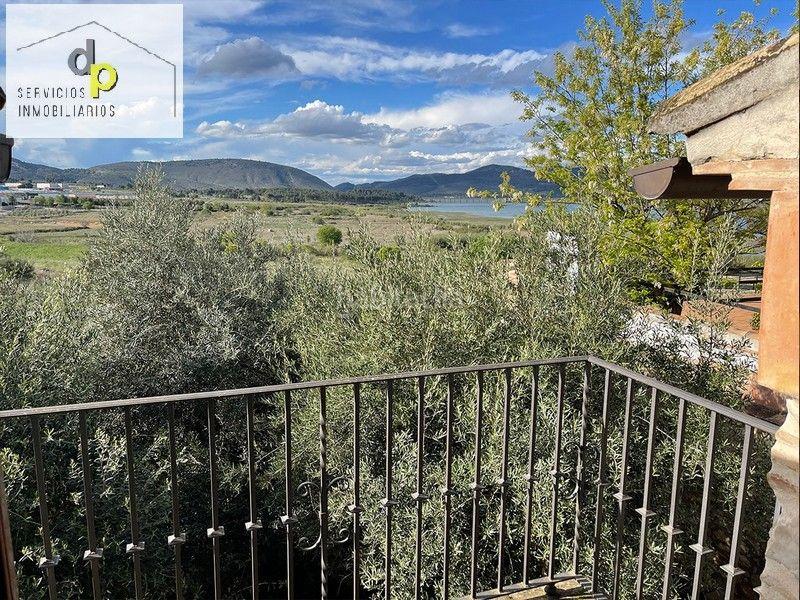 Foto b3365457-49e0-4da2-8442-36ef13e729d0. Édifice dans carrer san pedro 12 dans Sempere