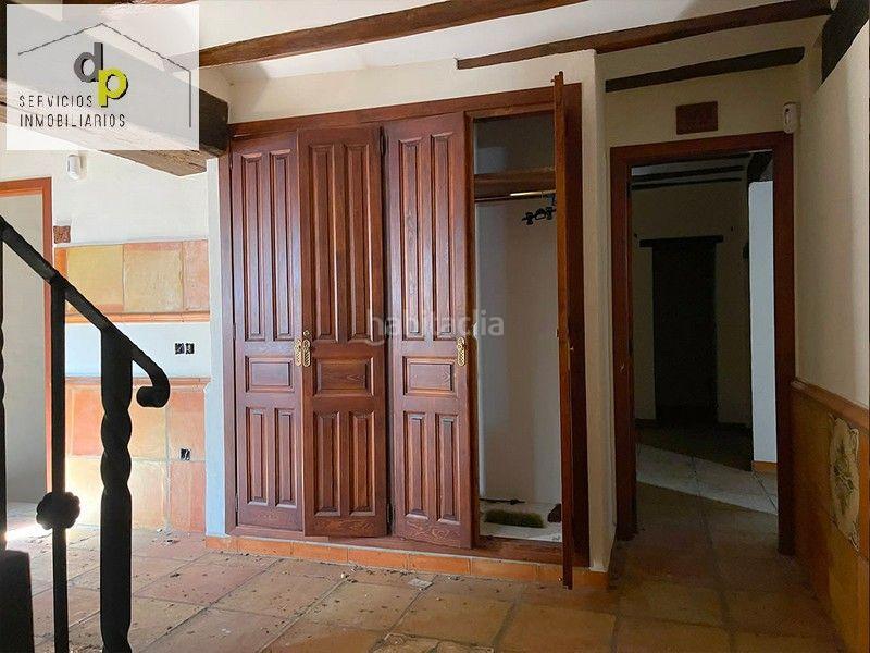 Foto fe114b90-4439-45ff-bcb9-caec85e34883. Édifice dans carrer san pedro 12 dans Sempere