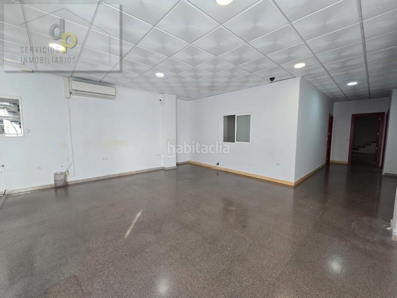 Foto a51b81ab-f0ba-489a-af51-3c1f63eea0af. Alquiler local comercial en carrer riu xúquer 34 local en alquiler en Elche / Elx