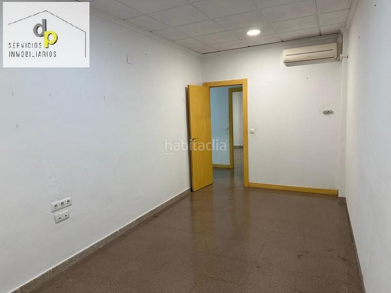 Foto 91f9aa86-cc12-4589-90ad-23c1c30f320f. Location local commercial dans carrer riu xúquer 34 dans Elche / Elx