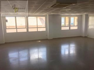 Lloguer Local Comercial a Carrer riu xúquer 34. Entresuelo en alquiler en torrellano