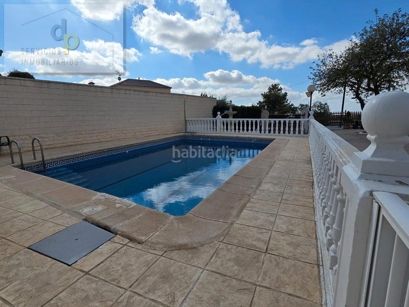 Foto f2f1bea8-9e1c-493a-baf5-bfdab3d574c8. Chalet dans partida carrus 1151 dans Peña de las Águilas Elche / Elx