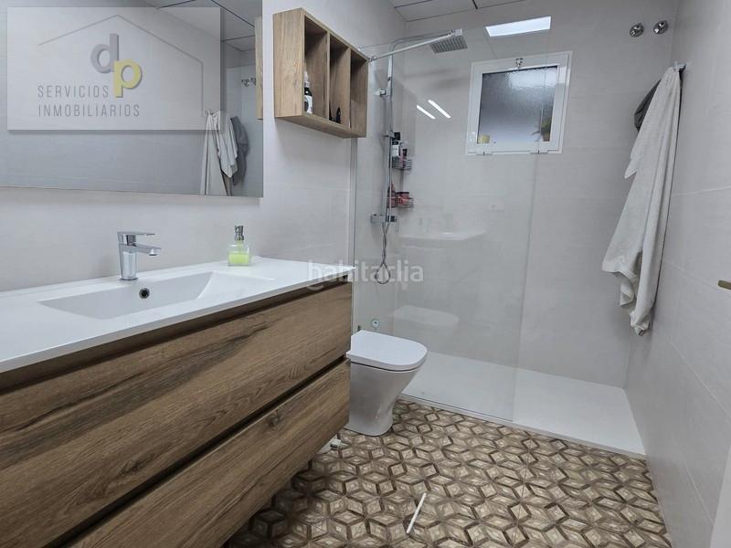 Foto 44871d06-6feb-43d7-a413-5c5d0e021b19. Zweistöckige wohnung in carrer lavendimia 24 in Torrellano Elche / Elx