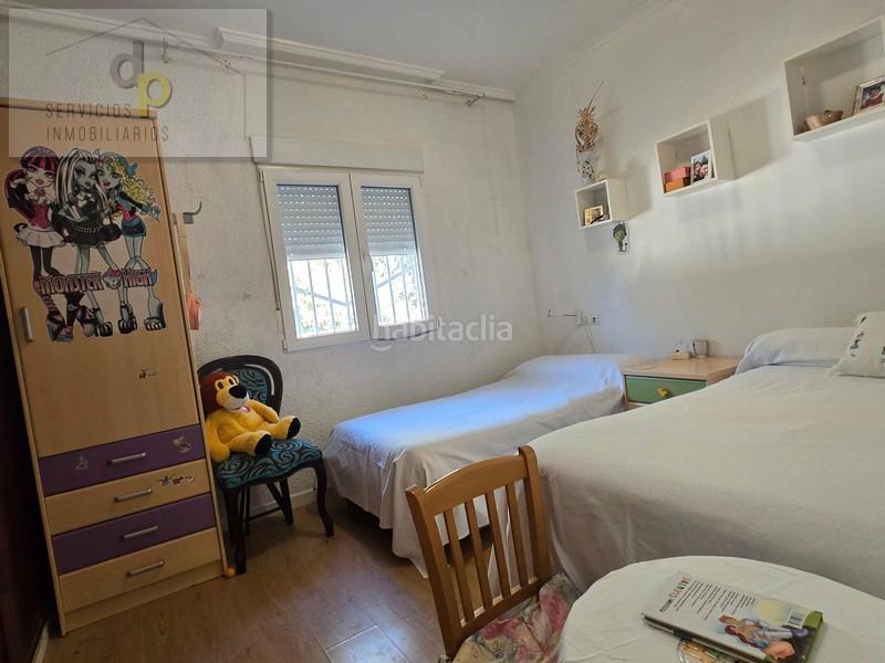 Foto 3eea241e-a7fe-42fe-a39c-b37fdf2e5014. Chalet avec cheminée parking piscine dans Torrellano Elche / Elx