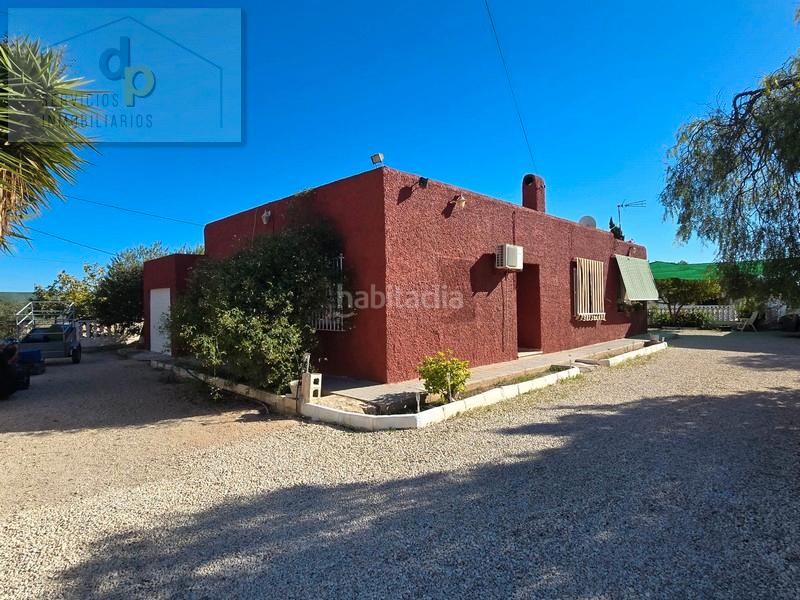 Foto 6eb94906-7998-422e-ad13-ef5ebfe56148. Chalet avec cheminée parking piscine dans Torrellano Elche / Elx