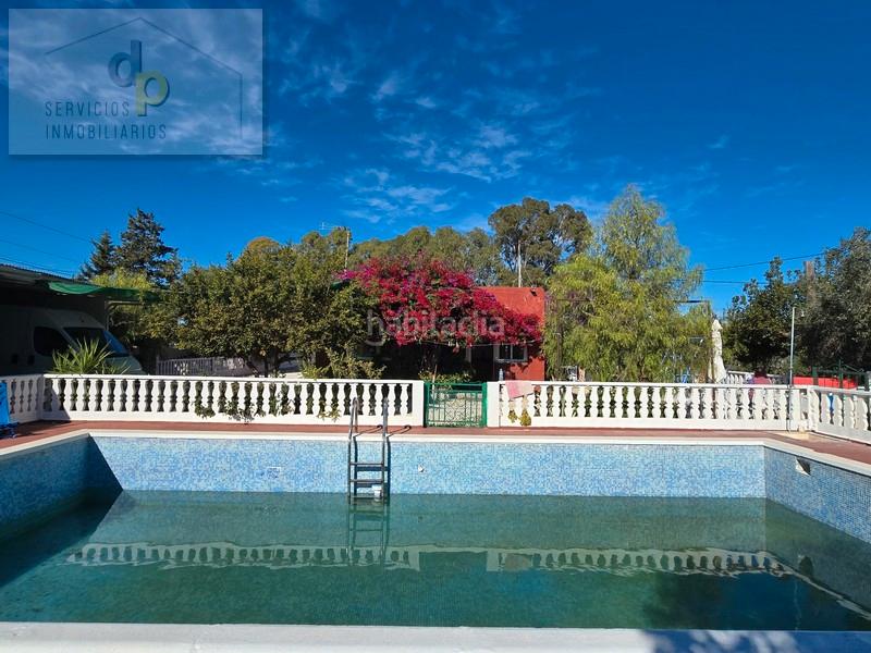 Foto e439a61a-2d9d-47f3-8c69-935d05cb9a20. Chalet avec cheminée parking piscine dans Torrellano Elche / Elx