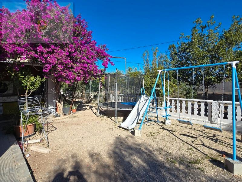 Foto e59088bd-683b-49b7-9e9a-31fa2850dd1a. Chalet avec cheminée parking piscine dans Torrellano Elche / Elx