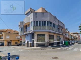 Local Comercial a Calle Patricio Zammit 42
