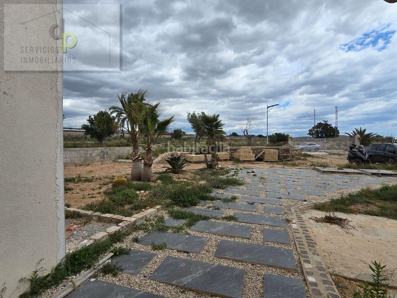 Foto d6cc98fd-21b3-4b88-b2e4-32bfde2189b6. Casa amb aparcament a Jubalcoi Elche / Elx