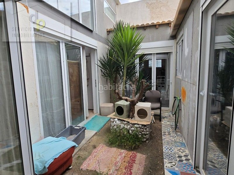 Foto fbc98c80-fbd9-473e-9d5b-b5dc132b2166. Casa amb aparcament a Jubalcoi Elche / Elx