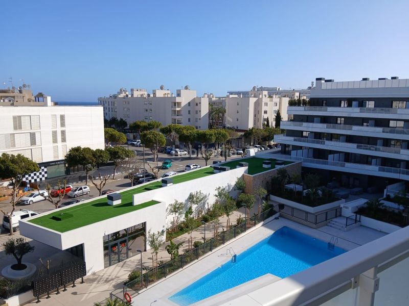 Foto e479413d-53a7-43af-bb38-ff3a803dcb4b. Apartament amb aparcament a Ses Figueretes - Platja d'en Bossa - Cas Serres Ibiza