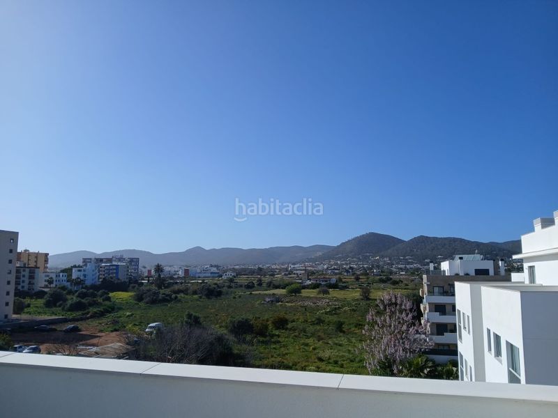 Foto 19cb8c76-bf3b-4839-912e-e0fd0e36196c. Apartament a Ses Figueretes - Platja d'en Bossa - Cas Serres Ibiza