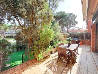Rent Semi detached house in Gava Mar. Casa adosada en alquiler en gava mar, 5 dormitorios.