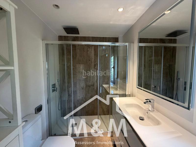 Foto 029bfa4a-0142-4225-a1a7-f4567072027e. Lloguer casa adossada amb calefacció aparcament piscina a Castelldefels