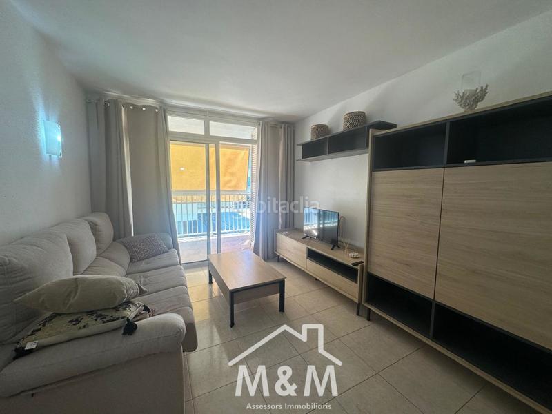 Foto 0bdee5c4-9b61-4b5e-8a69-379b8bb57329. Alquiler piso  en alquiler en Baixador, 3 dormitorios. en Castelldefels