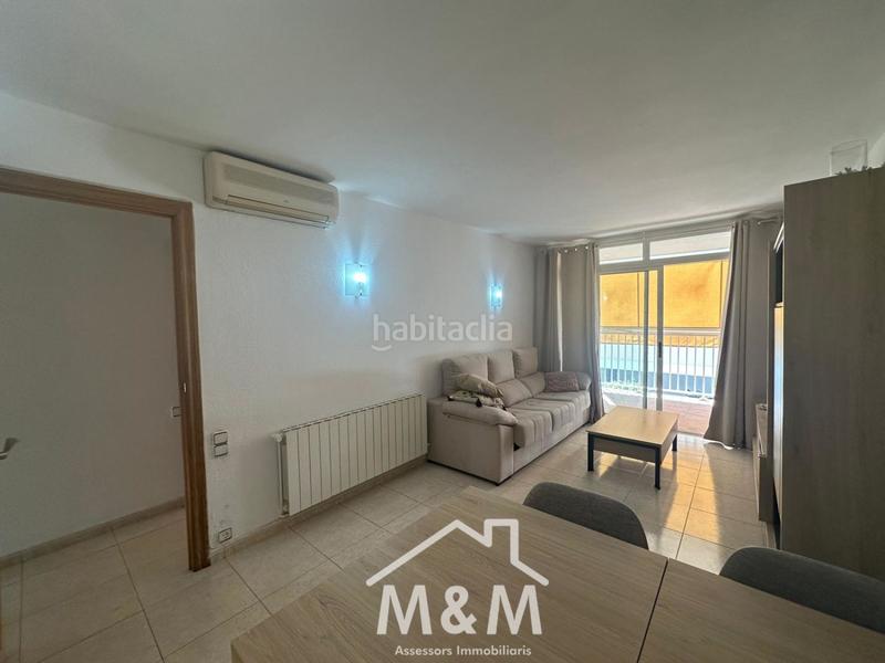 Foto 7c8dfb19-a3a8-402b-ac11-aff73c4a1753. Alquiler piso  en alquiler en Baixador, 3 dormitorios. en Castelldefels