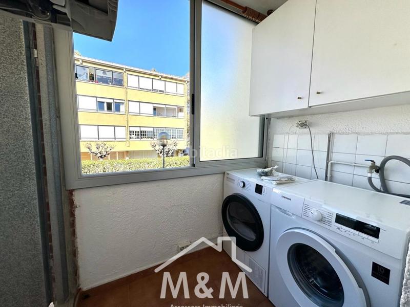 Foto be5b085d-be76-4247-bfcd-c79d692a5e48. Alquiler piso  en alquiler en Baixador, 3 dormitorios. en Castelldefels