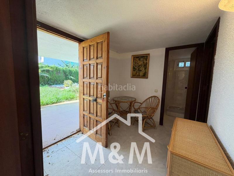 Foto 33e6e7f9-6eae-4ddc-a8d4-07ff2288d934. Chalet with parking in Cunit residencial Cunit