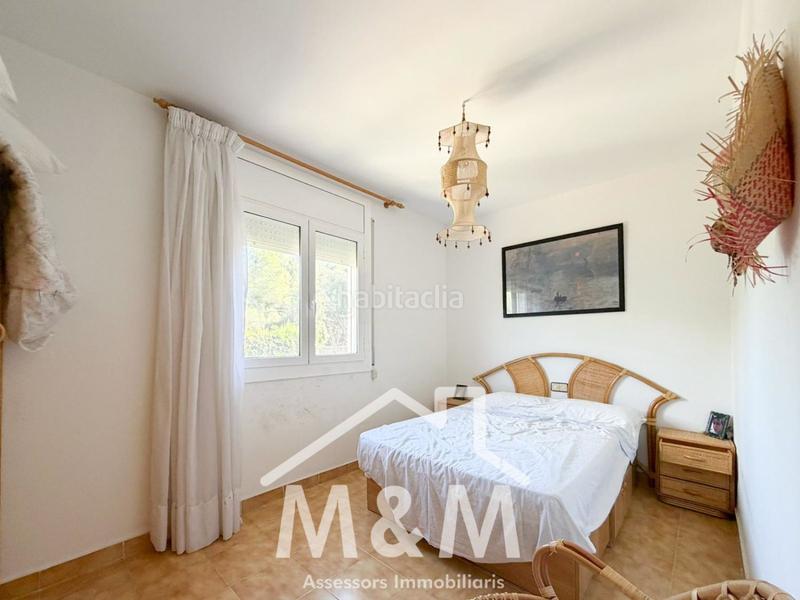 Foto eceb8c19-6b0b-45f4-b56e-1192b10a3aab. Chalet with parking in Cunit residencial Cunit