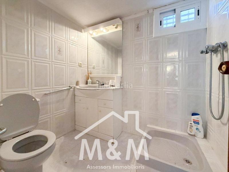 Foto f9b93c33-f090-4fe3-a876-7fc5711324a1. Chalet with parking in Cunit residencial Cunit