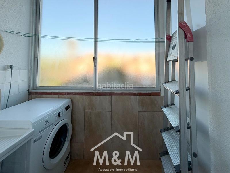 Foto aef08577-7f29-4525-a389-46e4f7f67243. Alquiler piso  en alquiler en Baixador, 3 dormitorios. en Castelldefels