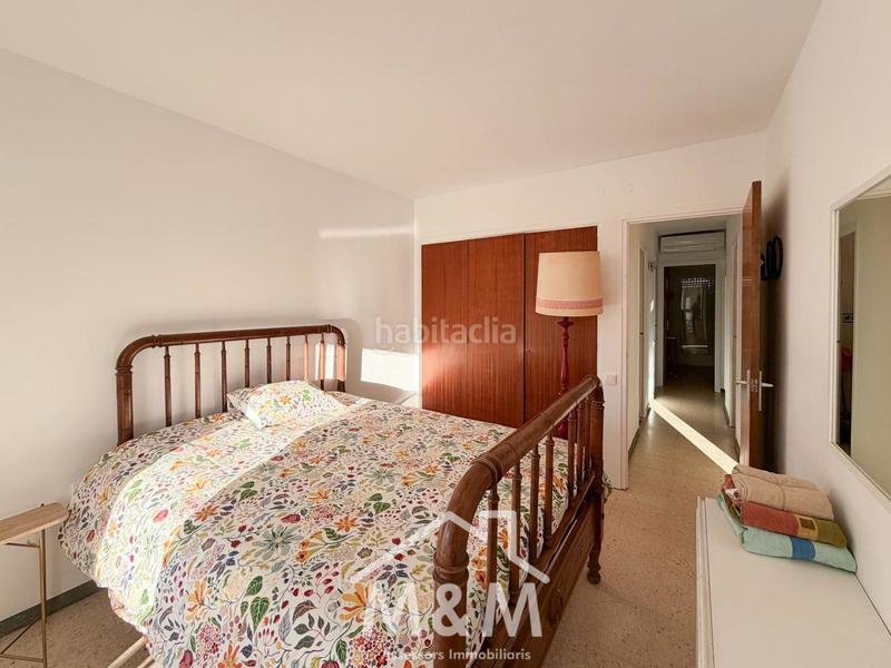 Foto a2f9b1f6-bddb-4547-8d7b-a7203e0b39ed. Location appartement avec parking piscine dans Baixador Castelldefels