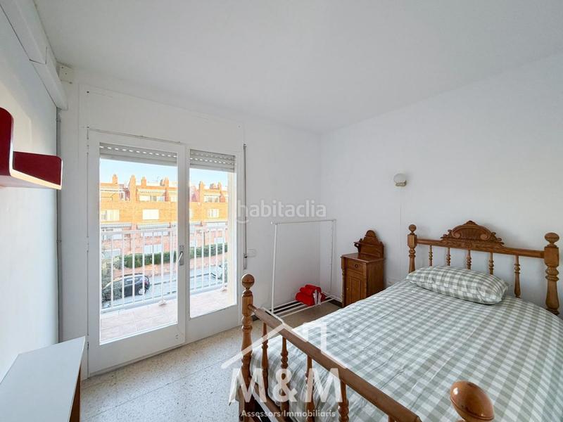 Foto 3e24f15f-649d-450d-b94a-481cc89415bf. Rent flat with parking pool in Baixador Castelldefels
