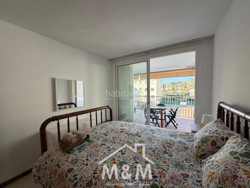 Foto c448cc87-e686-4666-9f66-8b12e88f1114. Rent flat with parking pool in Baixador Castelldefels