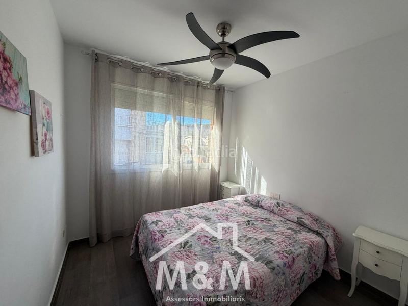 Foto e99c6fa3-5196-4a7f-9f46-b5932cced532. Location appartement avec parking piscine dans Lluminetes Castelldefels