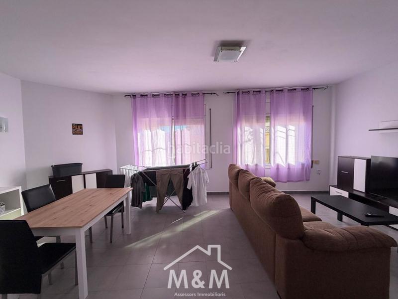 Foto d16e4344-f138-49aa-a878-4e100ad27312. Rent flat with parking in Centre Viladecans