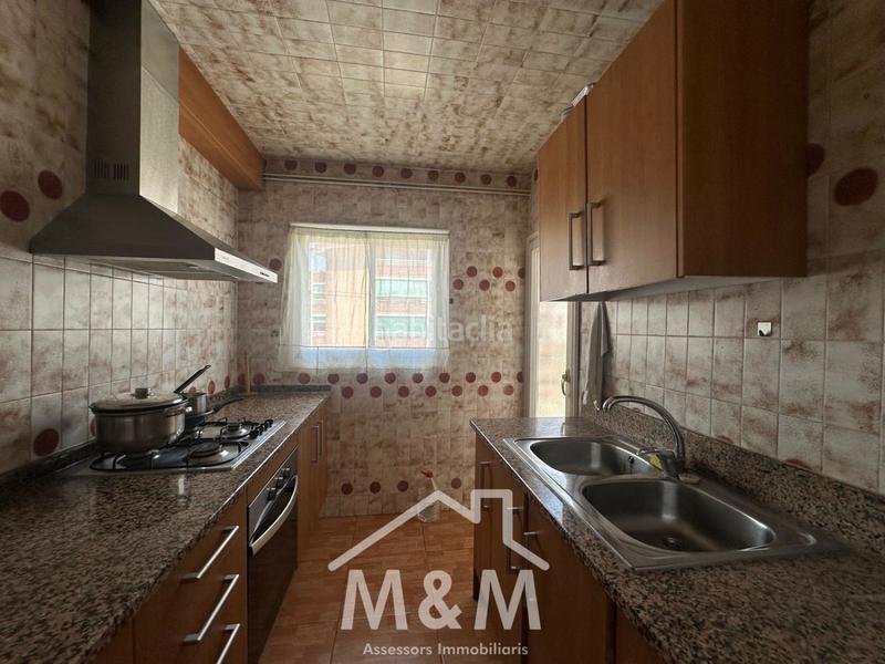 Foto 66f6646e-ff6b-454b-9d17-a3fe3d27b823. Alquiler piso  en alquiler en Baixador, 3 dormitorios. en Castelldefels