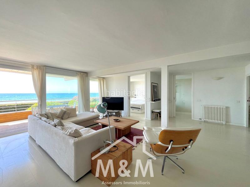 Foto 97d9515a-e97d-4f93-a0d2-adff53f56a0d. Miete etagenwohnung mit heizung parking pool in Gava Mar Gavà