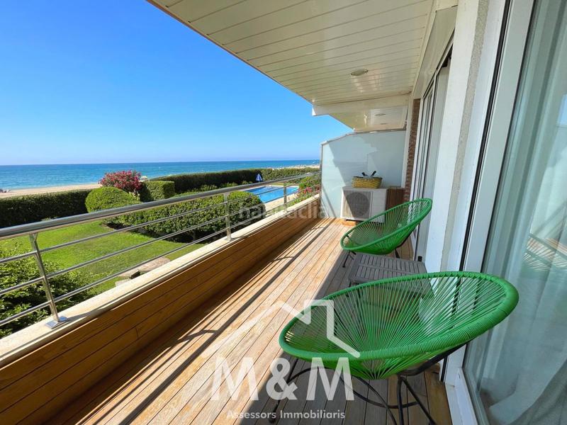 Foto f2731bf3-3266-4033-8bbe-c333992733c2. Rent flat with heating parking pool in Gava Mar Gavà