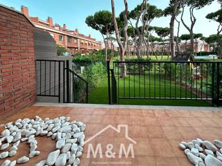 Affitto Casa a schiera in Gava Mar. Casa adosada en alquiler en gava mar, 5 dormitorios.